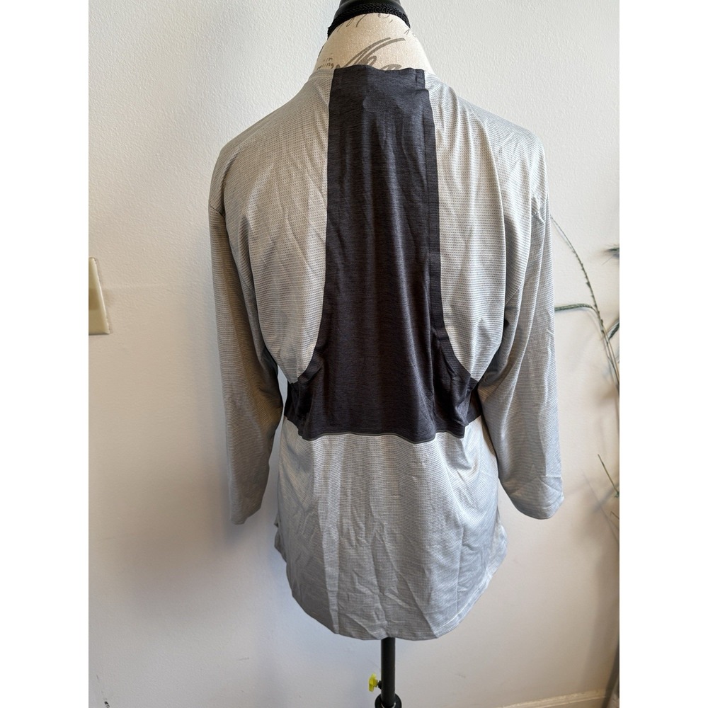 Lululemon Shirt Mens Medium Gray Fast Free 3/4 Sleeve Running Performance‎